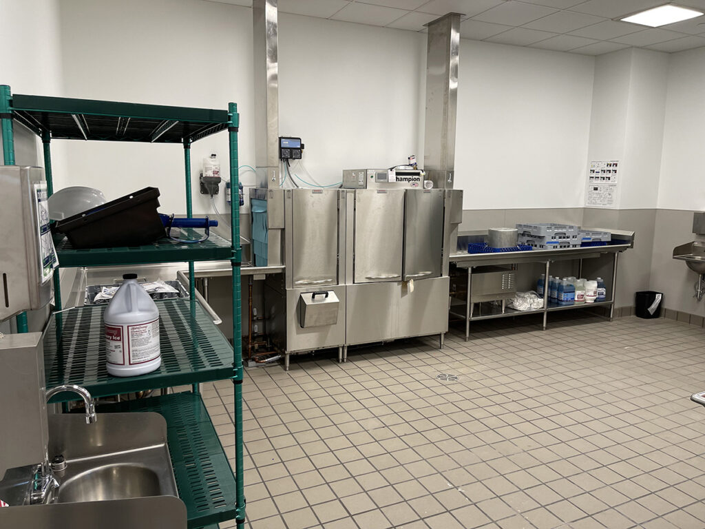 Dishmachine-Commercial-Kitchen-Shelving