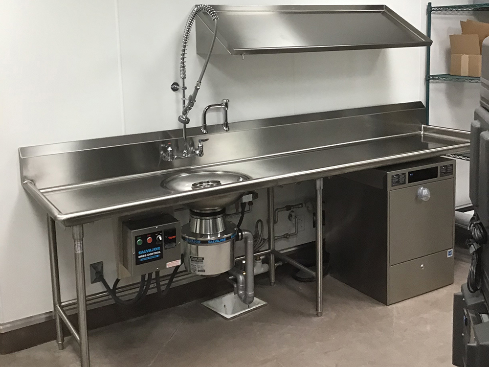 glass-washing-station-restaurant