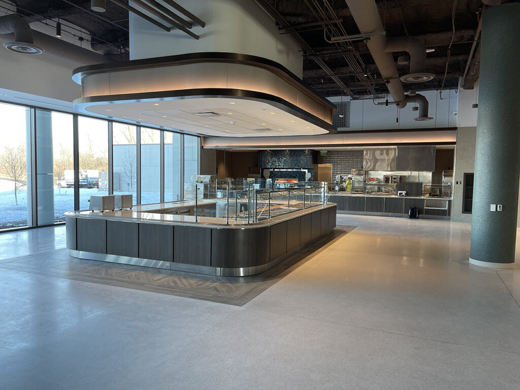 office-cafetiear-salad-bar
