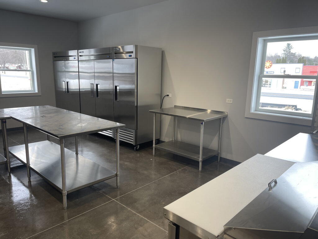 stainless-steel-tables